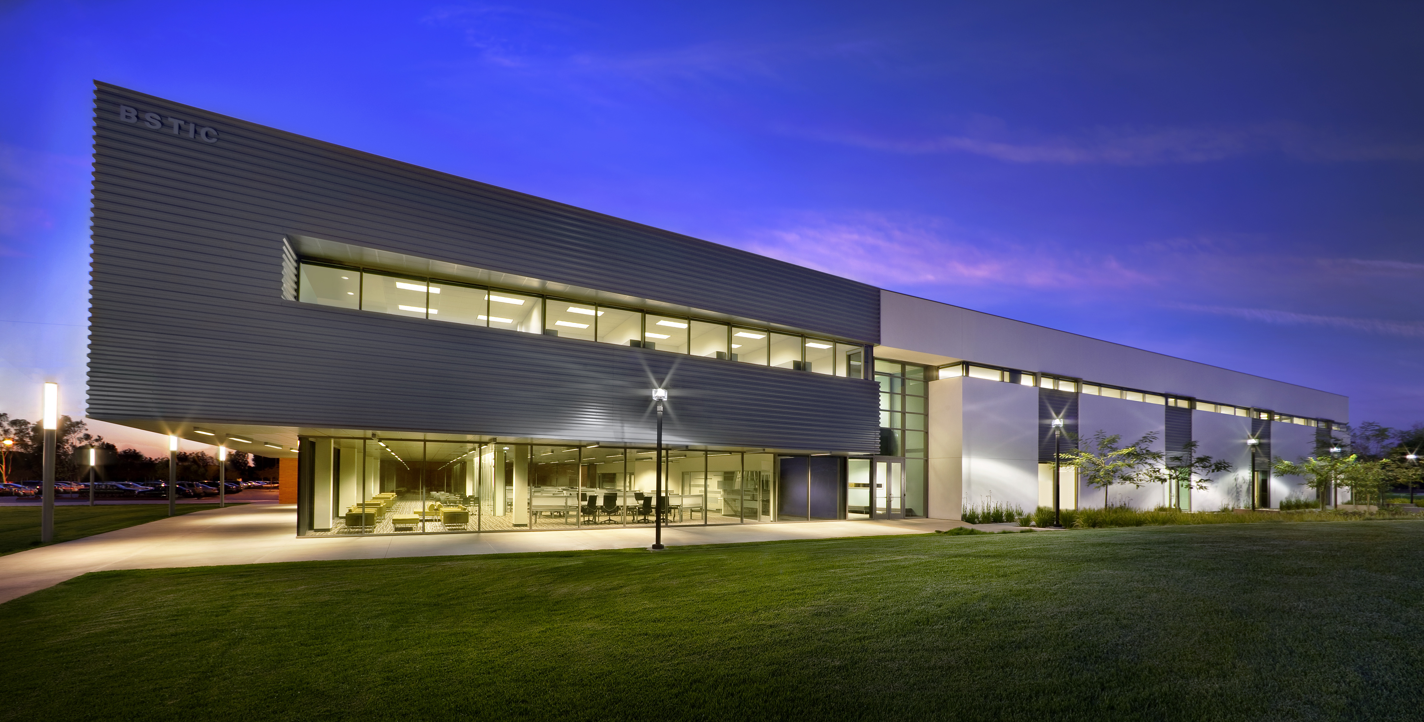 IVC BUSINESS AND TECHNOLOGY